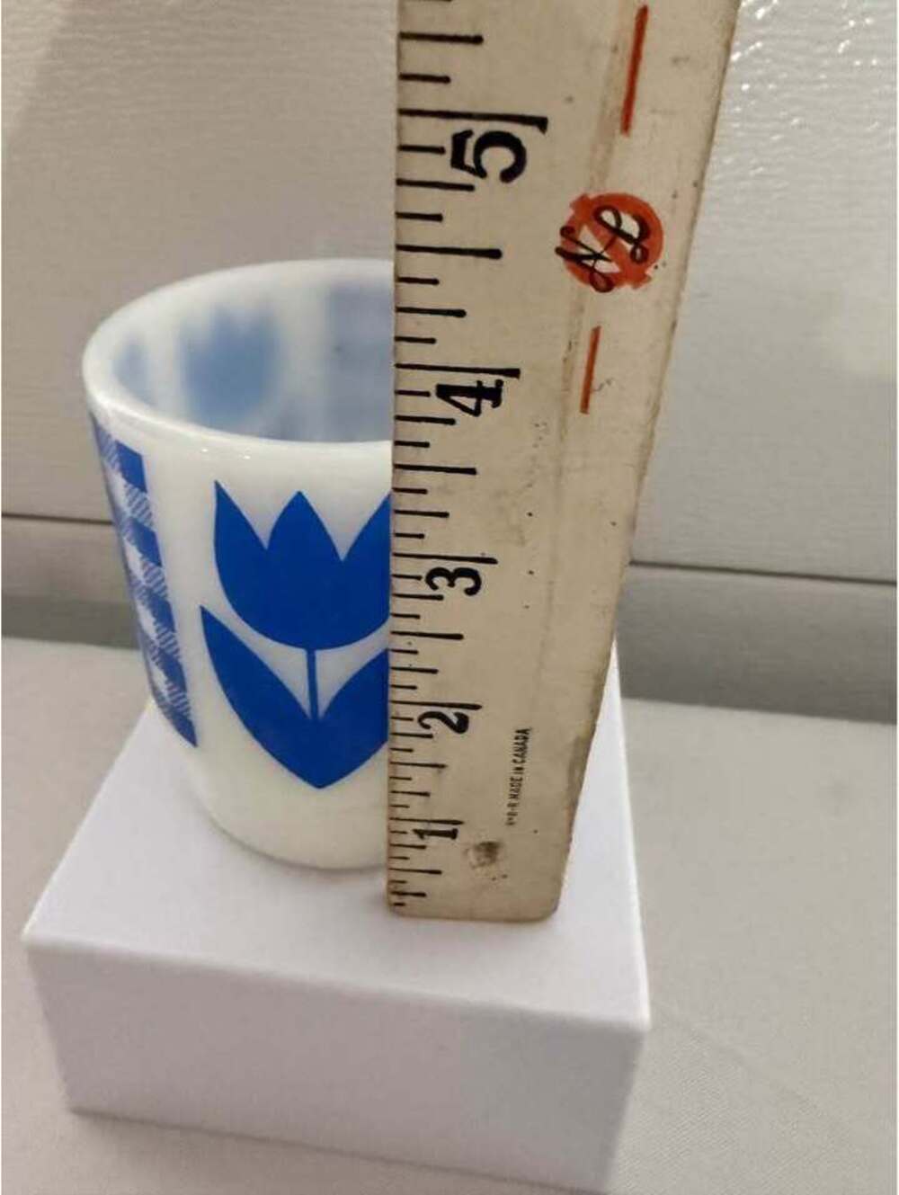 Vintage Fire-King Milk Glass Blue Tulip & Gingham Mug - Picture 6 of 7
